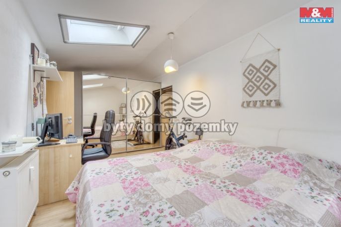 Prodej, Byt 3+kk, Šestajovice