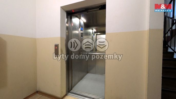 Pronájem, Byt 1+kk, Praha