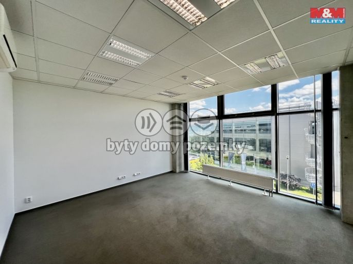 Pronájem, Kancelářský prostor, Nupaky