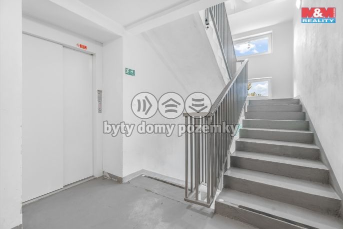 Prodej, Nájemní dům, Milovice