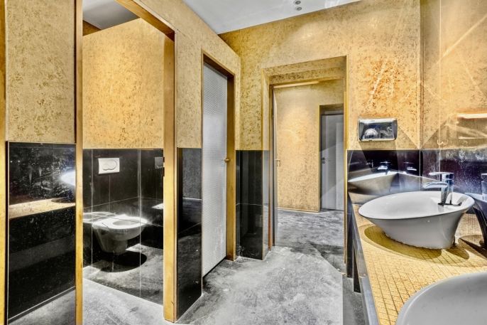 Pronájem, Obchod a služby, Jesenice