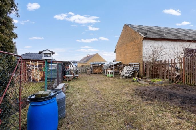 Prodej, Byt 3+1, Bzová