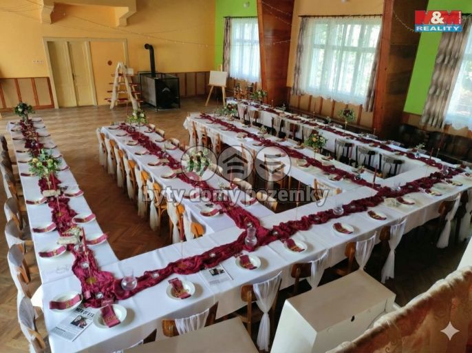 Prodej, Obchod a služby, Žlebské Chvalovice