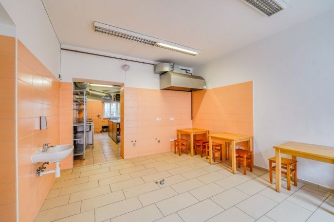 Pronájem, Obchod a služby, Plzeň