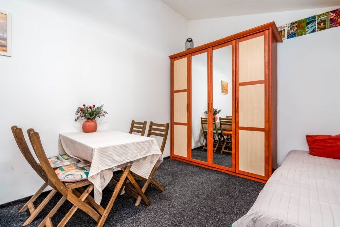 Prodej, Chata, Vráž