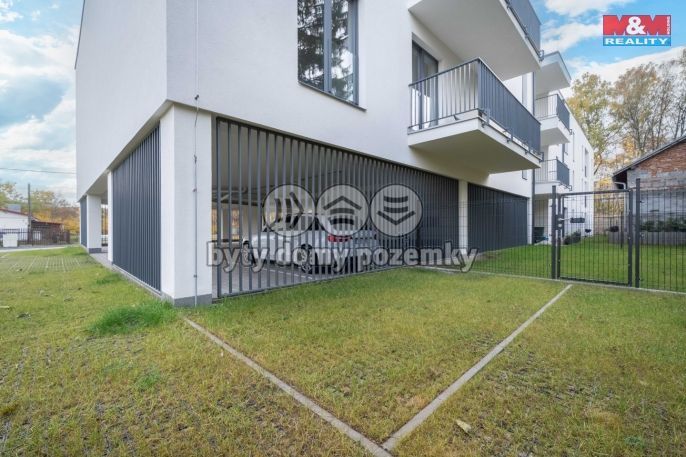 Pronájem, Byt 1+kk, Třemošná