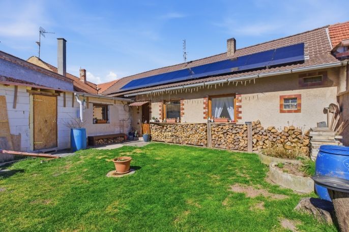 Prodej, Rodinný dům, Kněževes