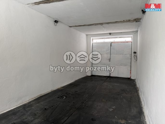 Prodej, Garáž, Málkov