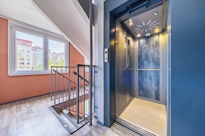 Prodej, Byt 4+1, Most