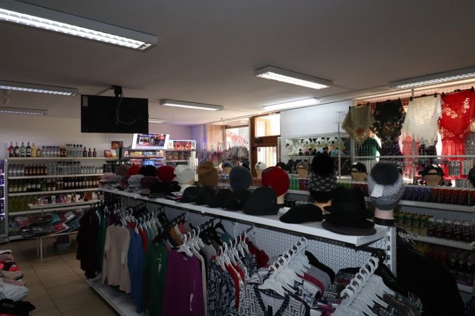 Pronájem, Obchod a služby, Cheb