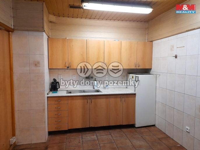 Pronájem, Sklad, Lešná