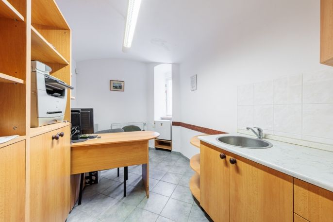 Prodej, Kancelářský prostor, Karlovy Vary