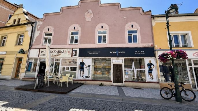 Pronájem, Obchod a služby, Louny