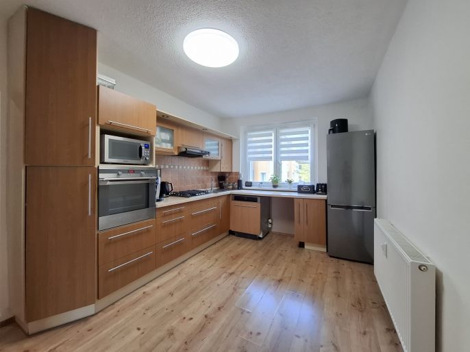 Pronájem, Byt 2+1, Ostrov