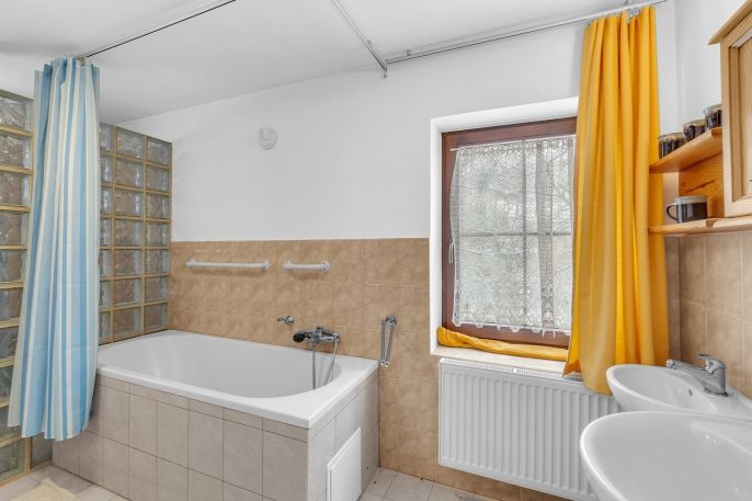 Pronájem, Rodinný dům, Pecka