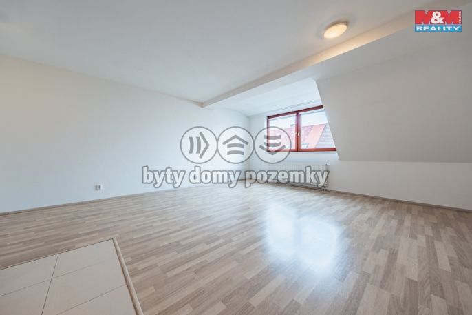 Prodej, Byt 2+kk, Nymburk