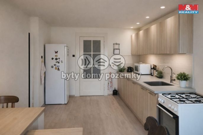 Prodej, Byt 4+1, Děčín