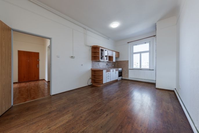 Pronájem, Byt 3+1, Cheb