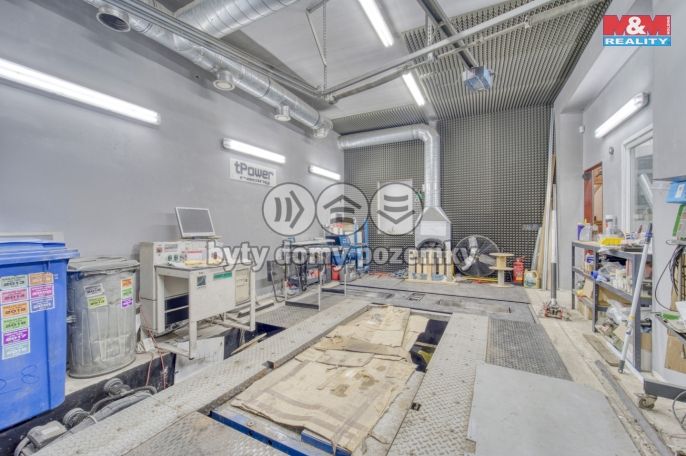 Pronájem, Obchod a služby, Králův Dvůr