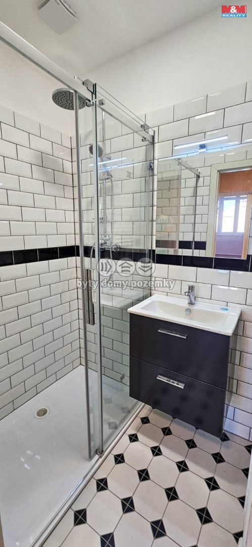 Pronájem, Byt 3+1, Pardubice