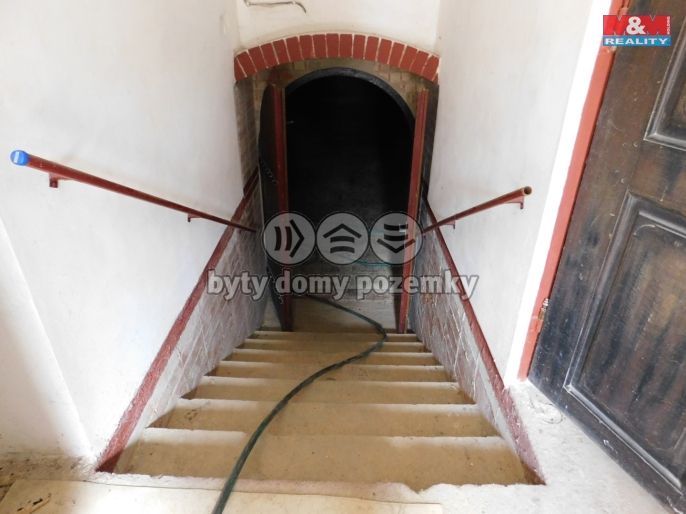 Prodej, Vinný sklep, Moravany