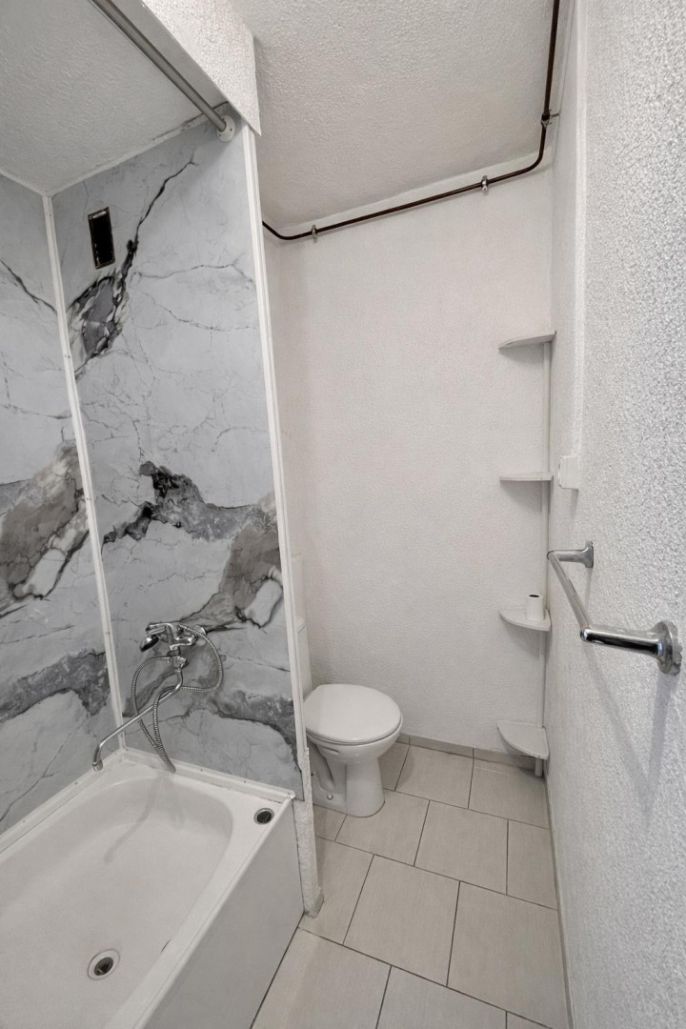 Pronájem, Byt 1+kk, Bezdružice