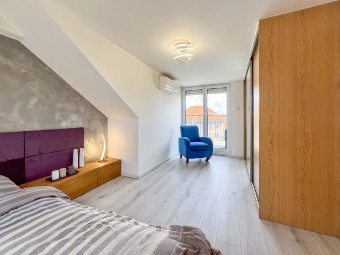 Pronájem, Byt 4+1, Praha