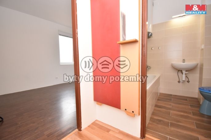 Pronájem, Byt 1+kk, Dlouhoňovice