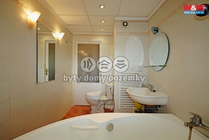 Prodej, Byt 4+1, Karlovy Vary