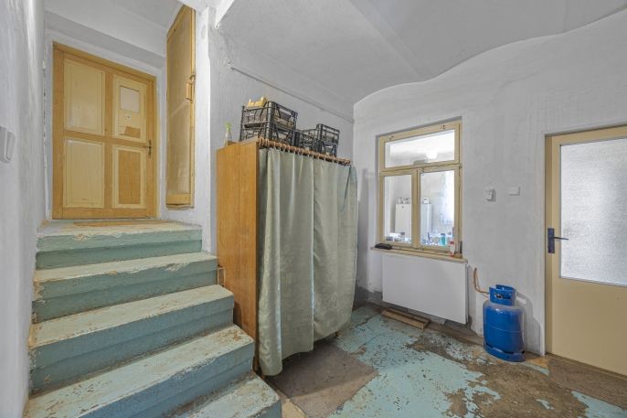 Prodej, Zemědělská usedlost, Luková