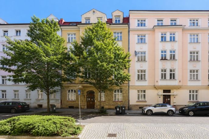Prodej, Byt 2+1, Karlovy Vary