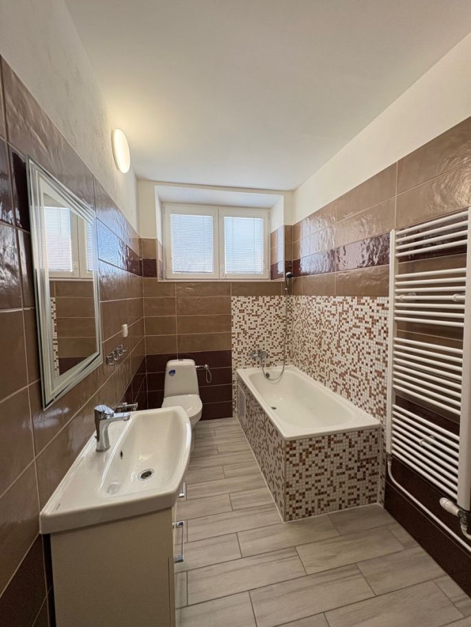 Pronájem, Byt 2+1, Krnov