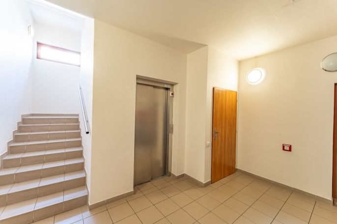 Prodej, Byt 4+kk, Slaný