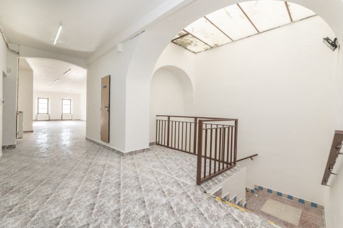 Prodej, Obchod a služby, Bruntál