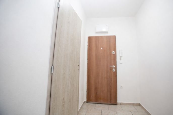 Pronájem, Byt 1+kk, Jindřichův Hradec