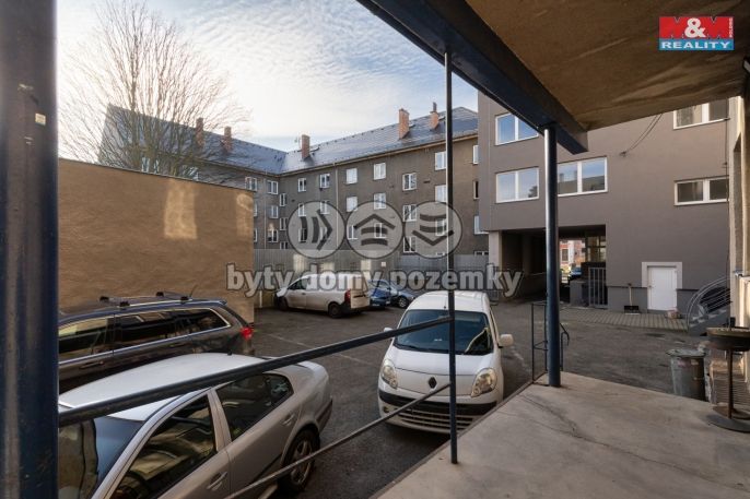 Prodej, Obchod a služby, Bruntál