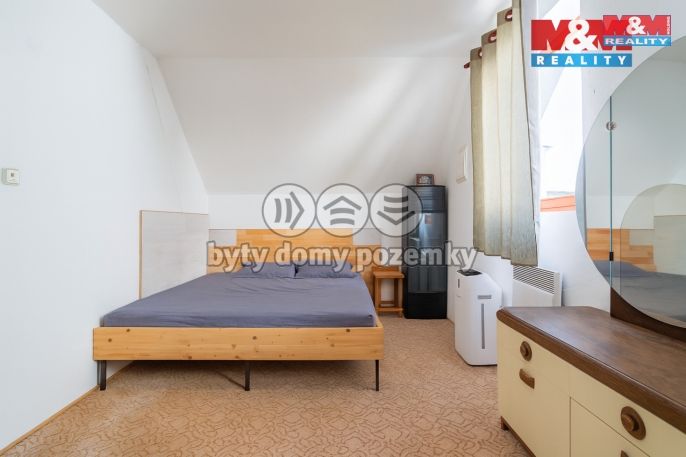 Prodej, Byt 4+1, České Velenice