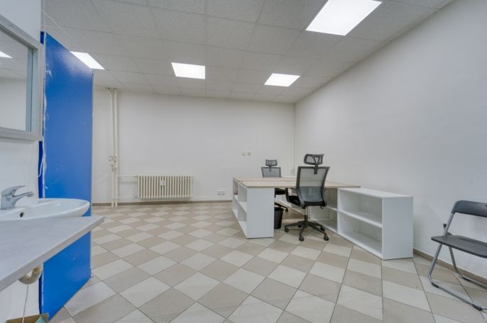 Pronájem, Obchod a služby, Třemošná