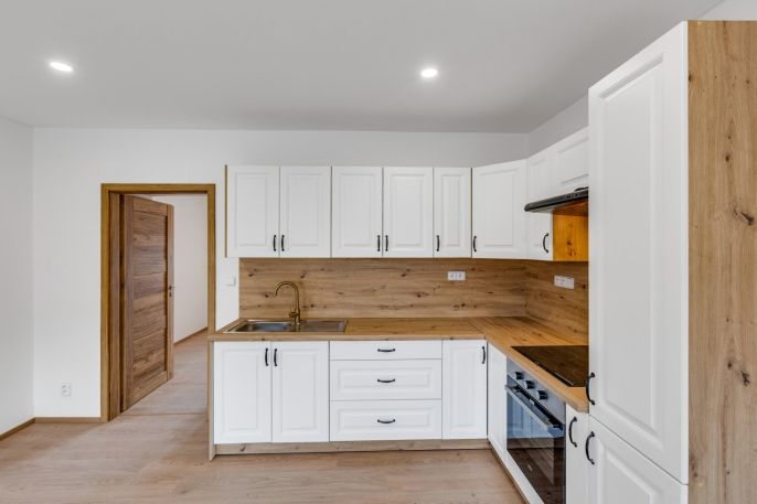 Prodej, Byt 3+kk, Lochovice