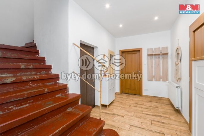 Prodej, Rodinný dům, Hrob