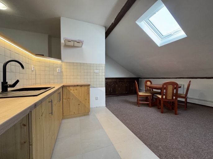 Pronájem, Kancelářský prostor, Bechyně