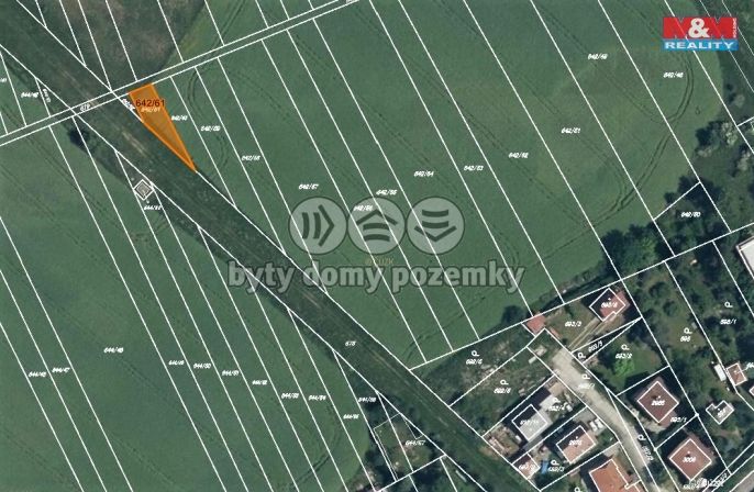 Prodej, Pole, Káraný