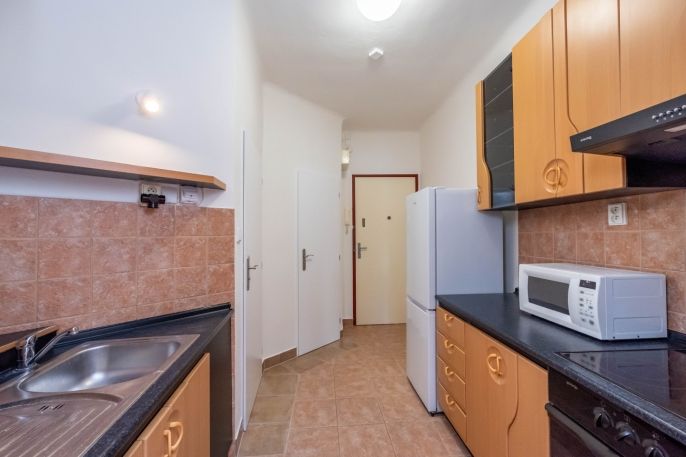 Pronájem, Byt 1+kk, Praha