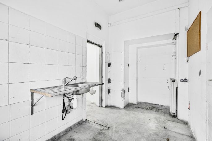 Pronájem, Obchod a služby, Jesenice