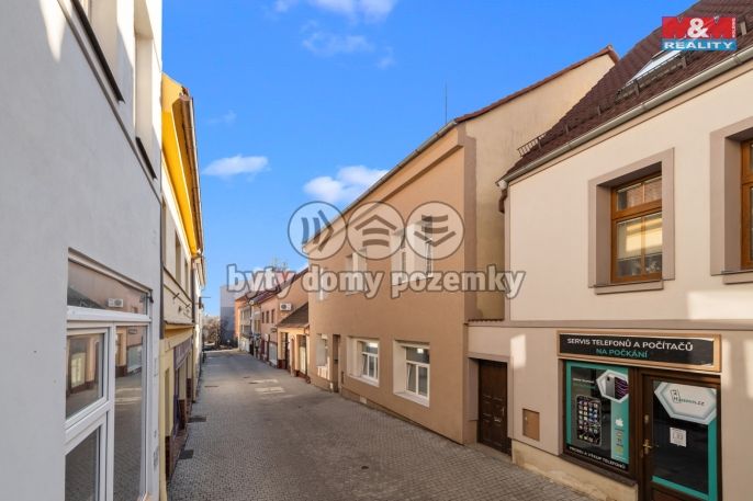 Pronájem, Byt 3+kk, Kladno