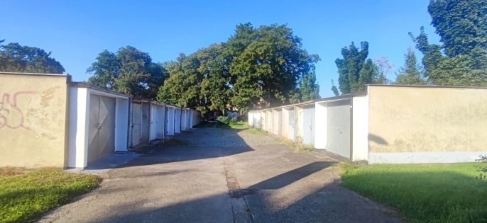 Pronájem, Garáž, Hradec Králové