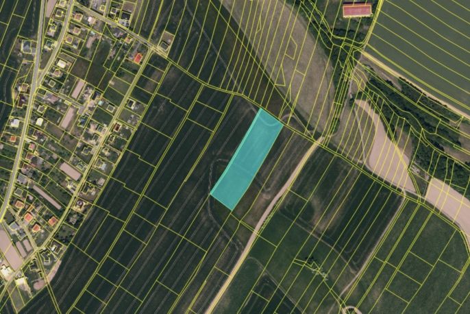 Prodej, Pole, Tísek