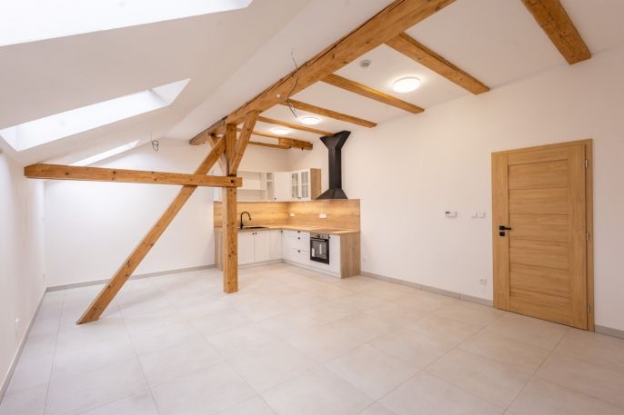 Pronájem, Byt 2+kk, Zákupy