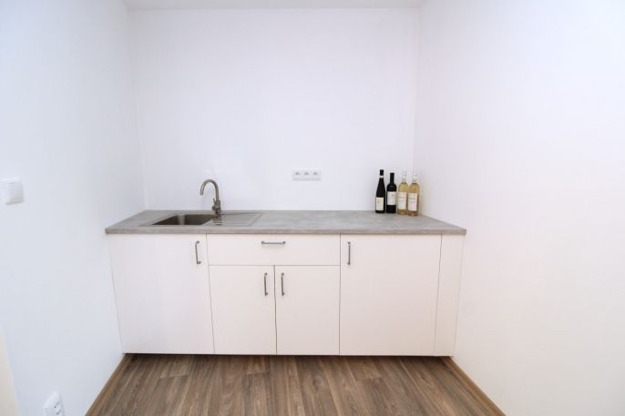 Pronájem, Kancelářský prostor, Měšice