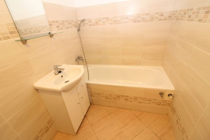 Pronájem, Byt 2+kk, Cvikov